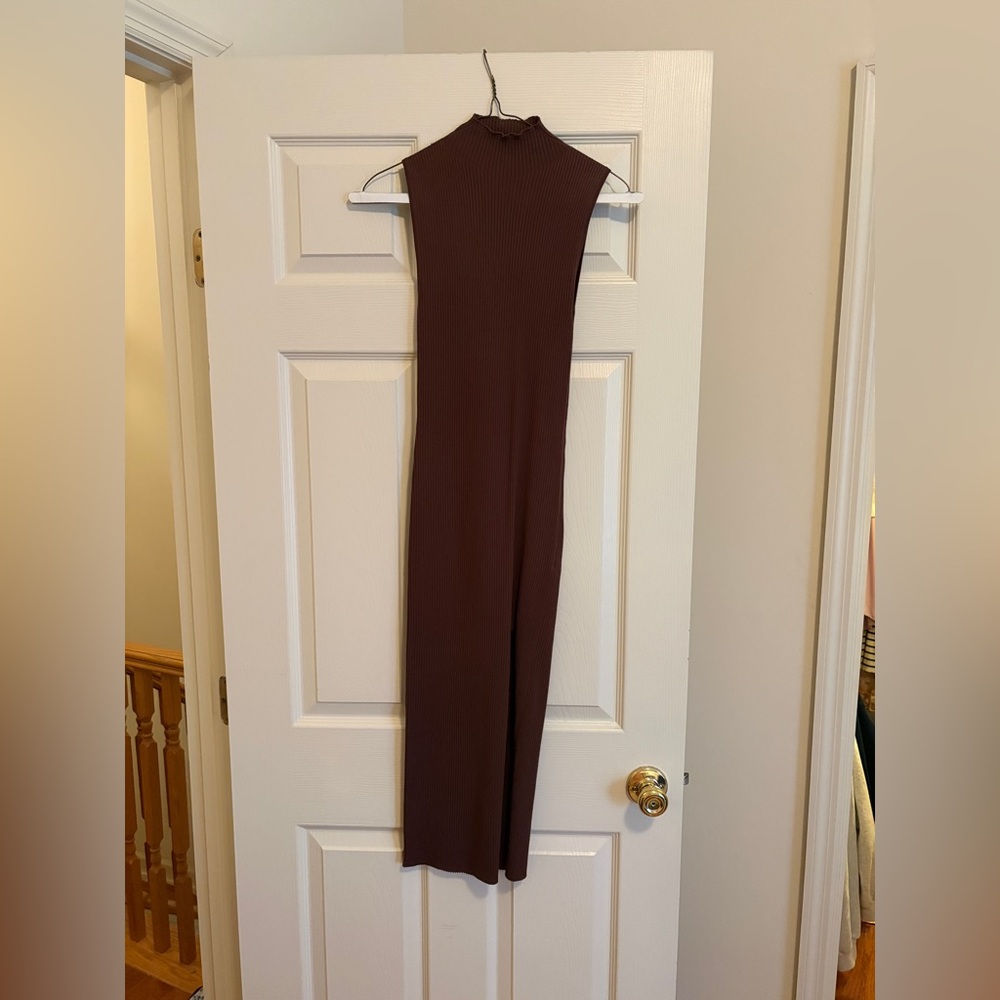 Aritzia Ribbed Sleeveless Maxi Dress in Brown - Picture 2 of 5